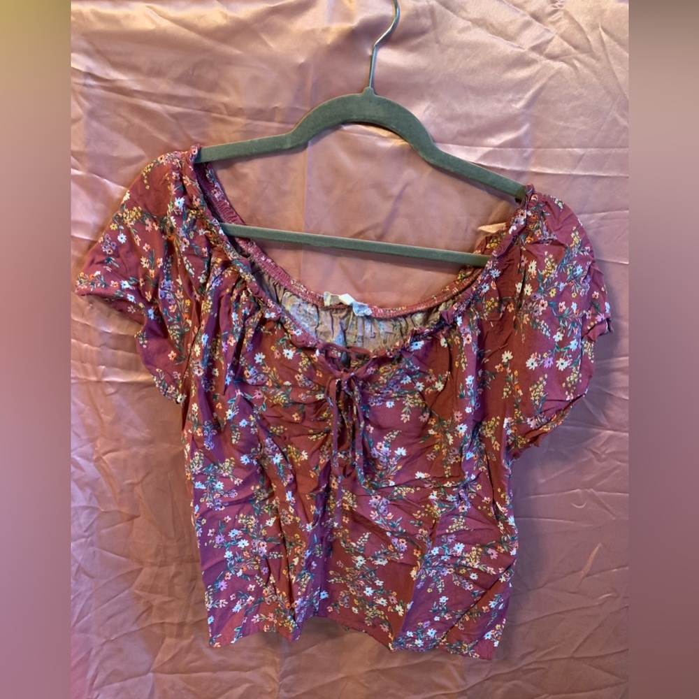 Pink Republic M Wide Neck Shirt